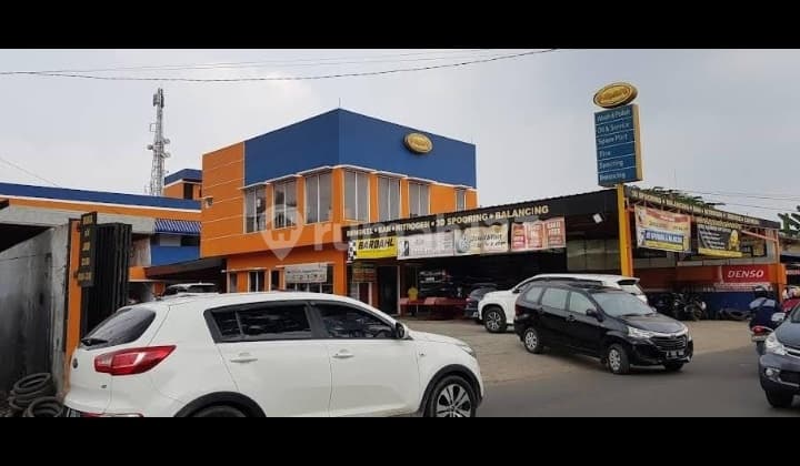 Business-Space, in Alam Sutera,