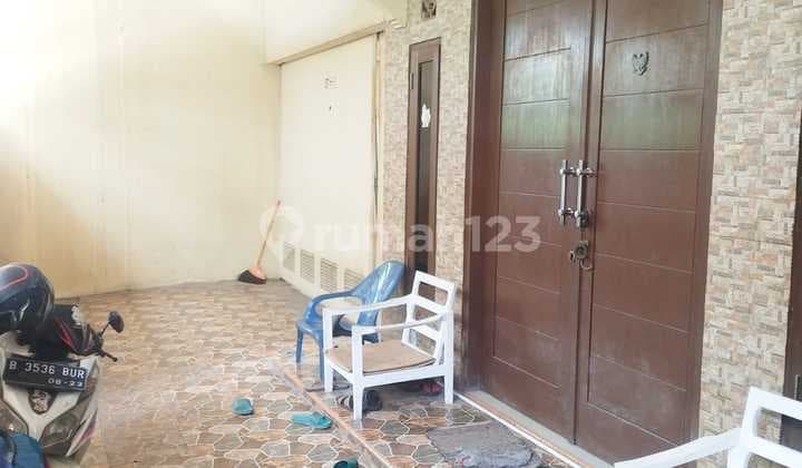 Neat Good House Ready to Occupy Cipondoh Tangerang