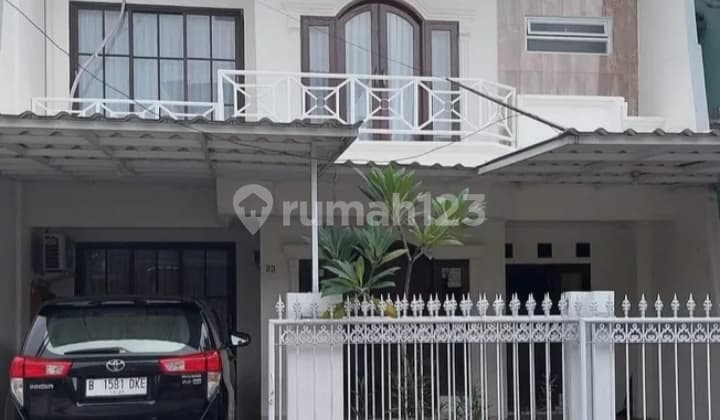Dijual Rumah Minimalis di Taman Yasmin