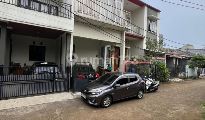 Dijual Rumah2 Lantais Siap Huni di Griya Soka Dekat Pintu Toll