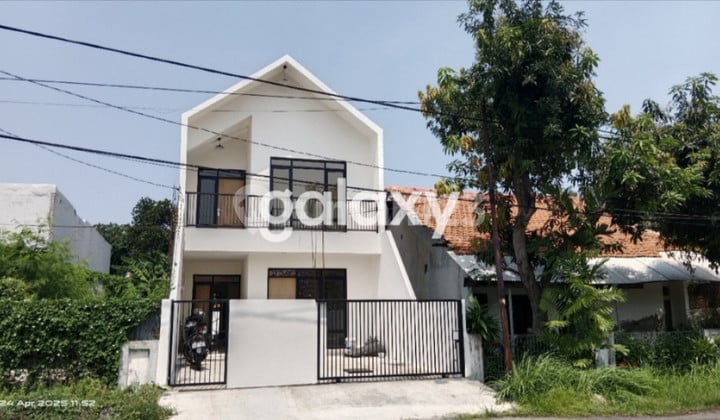JUAL RUMAH GRESS 2 LANTAI MEDOKAN ASRI