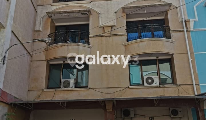 For Sale Quick 2 Shophouses Combined into 1 Cheap City Center Achmad Jais