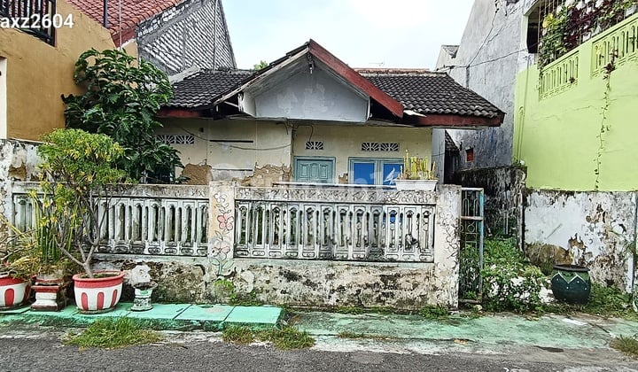 Jual Rumah Hitung Tanah Barisan Indah Sampang
