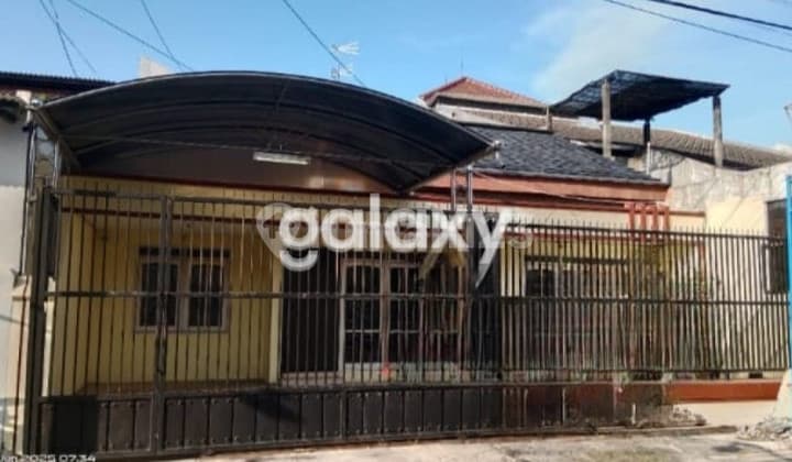 SEWA RUMAH STRATEGIS 500 M DARI RAYA MERR PONDOK NIRWANA