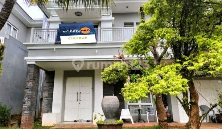 Dijual Cepat Rumah Ada Kolam Renangnya Dalam Cluster Favorite Kota Wisata