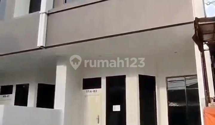 Ruko di Kemayoran 3 Lantai Ada Rooftop