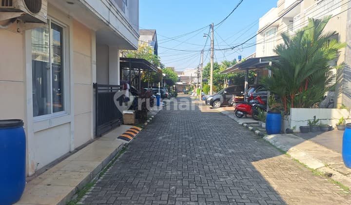 Rumah, 1 Lantai, di Ciputat,