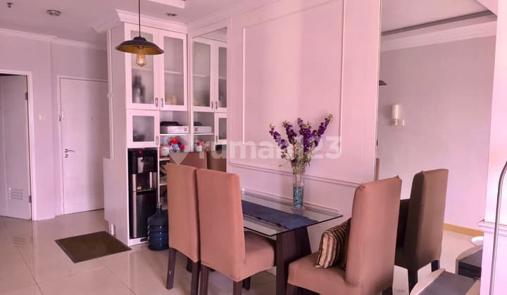 Apartemen, di Thamrin, Lantai Tinggi
