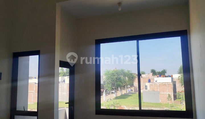 Rumah 2 Lantai di Sawangan Tidak Jauh Dari Tol Cinere Serpong