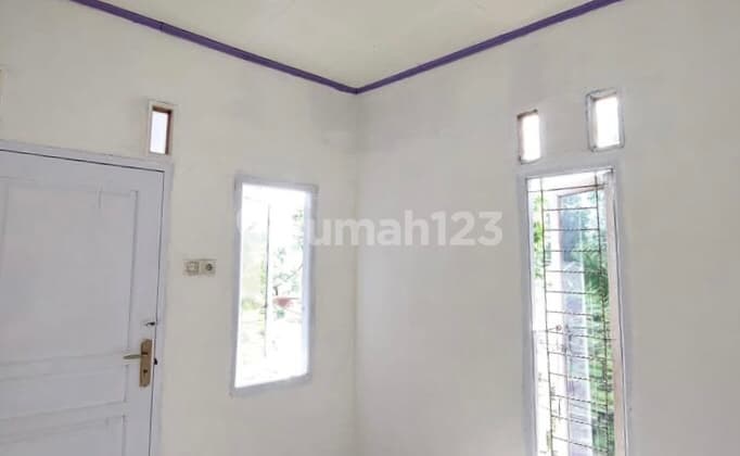 Rumah, 2 Lantai, di Johar Baru, Jalan 1 Mobil