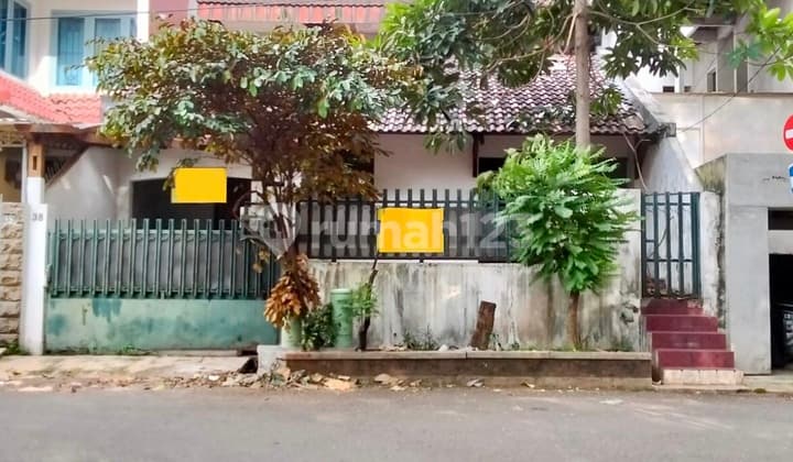 Rumah di Bintaro Jakarta Selatan Area Strategis