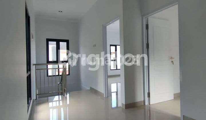 RUMAH CANTIK DAN MEWAH DUA LANTAI CLUSTER GIANYAR