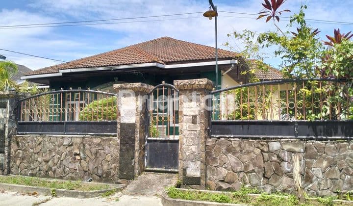 RUMAH STRATEGIS NYAMAN HUNI DI PUPUK