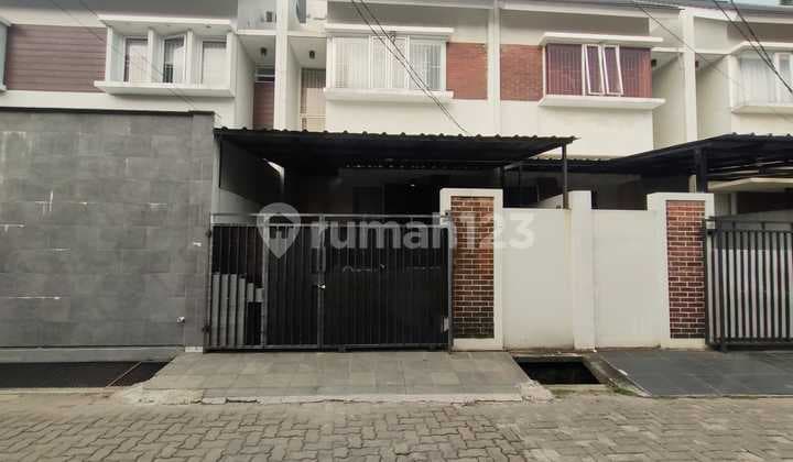 Dijual Rumah Di Town House Jatiwaringin Bekasi