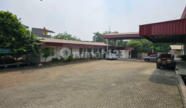 Gudang dan kantor siap pakai