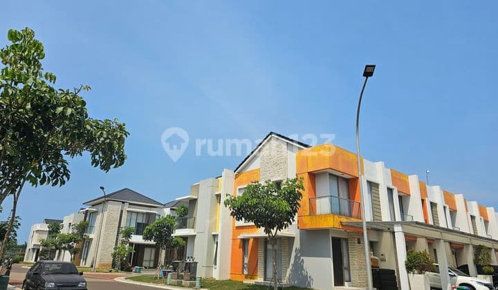 Selling a HUK house in Pantai Indah Kapuk 2
