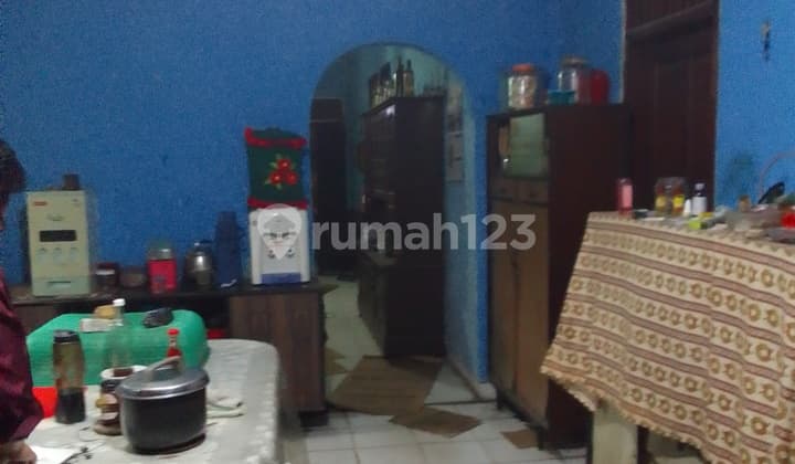 Rumah /Lama/Tua di Area Koja @Lokasi Strategis Jalan Utama Dekat Pasar,Polres Jakarta Utara SHM
