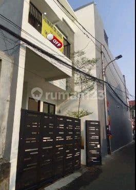 Dijual Rumah Baru Kalibata Pancoran Jakarta Selatan Bangunan 2 Lantai Siap Huni