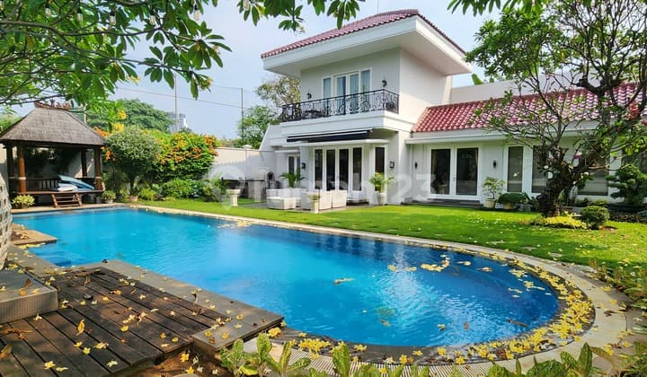 RUMAH SULTAN di Permata Hijau 1480m² Jakarta Selatan Hoek