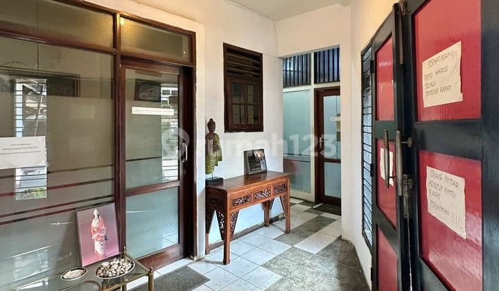 Boarding house and business space at Radio Dalam, South Jakarta