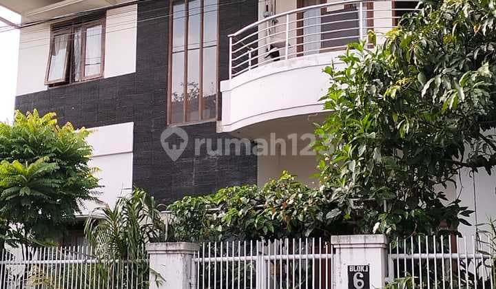 Rumah 2 Lantai SHM Cibolerang Indah, Bandung