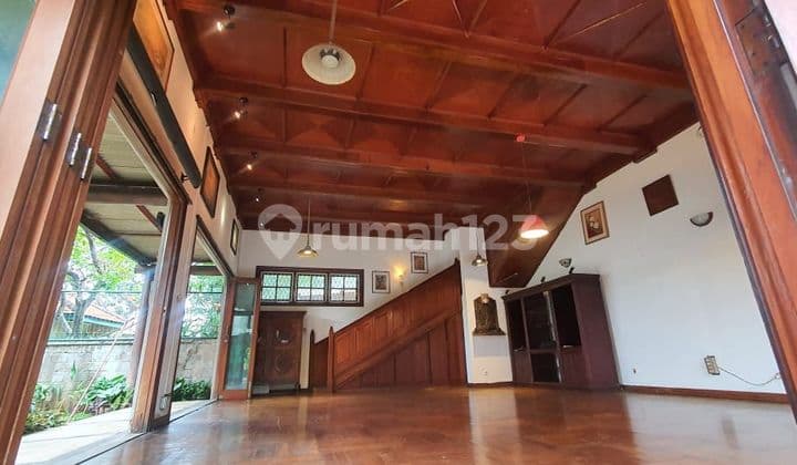 Dijual rumah unik klasik di cipete, Jakarta selatan