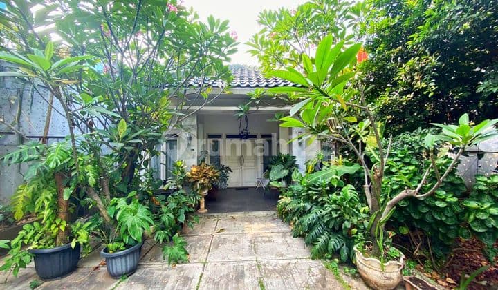 Dijual rumah dan kosan dekat MRT Haji Nawi, Jakarta selatan