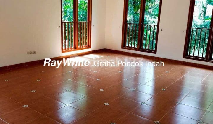 Dijual rumah bebas banjir di Kemang, Jakarta selatan