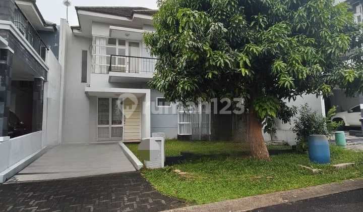 Rumah Rapih 2 Lantai LT 200 di Kota Wisata Cibubur