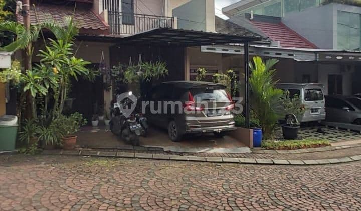 Rumah 2 lantai bagus siap huni di Gallery Residence Lenteng Agung Jakarta Selatan