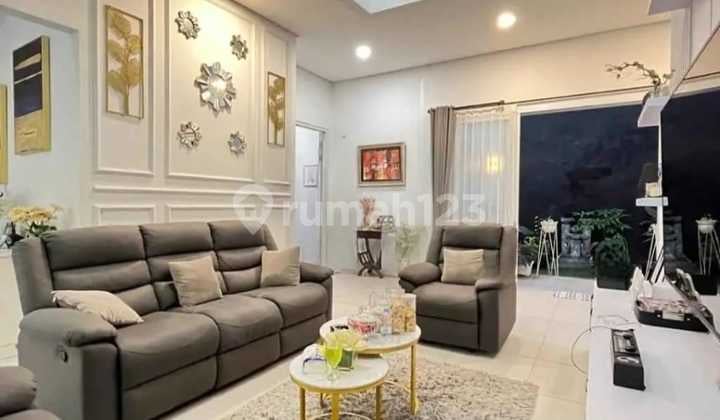 Rumah Luxury 2 Lantai Hadap Timur Di Kota Wisata Cibubur