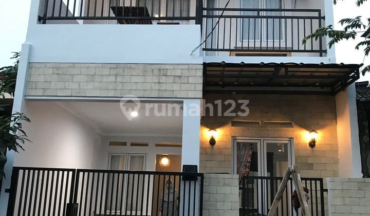 Rumah 2 Lantai Rapih Siap Huni Harga 495Jt di Metland Cileungsi