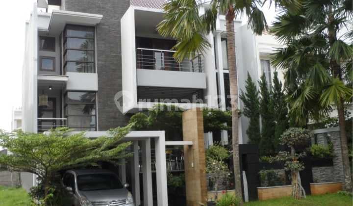 Rumah Bagus 2,5 Lantai Semi Furnish Siap Huni Di Raffles Hills Cibubur