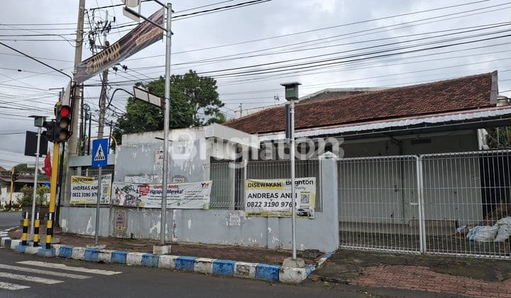 SEWA RUKO HOOK. PARKIR LUAS. TULUNGAGUNG