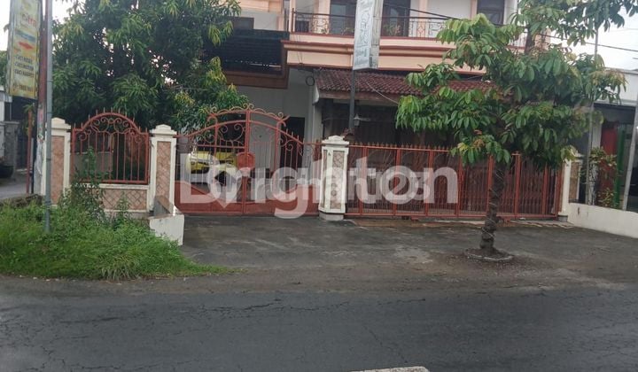 FOR RENT 2-STORY HOUSE, WELL-MAINTAINED, READY TO MOVE IN.