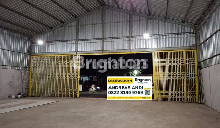 FOR RENT: 15-METER WIDE SHOPHOUSE ON A BUSY TWO-WAY PROVINCIAL ROAD, STRATEGIC LOCATION, SUITABLE FOR WAREHOUSE.