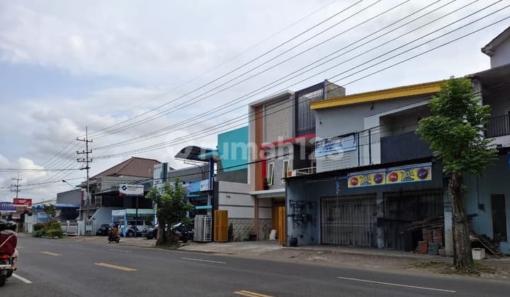 Dijual Ruko Tingkat Pinggir Jalan Utama, Strategis, Cocok Buat Bisnis.