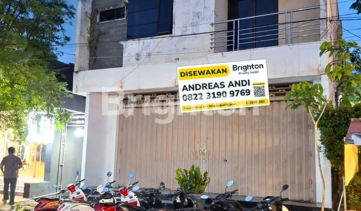 DISEWAKAN RUKO DUA SETENGAH LANTAI. LOKASI DEKAT STASIUN TULUNGAGUNG. DISEWAKAN RUKO DUA SETENGAH LANTAI. LOKASI DEKAT STASIUN TULUNGAGUNG.