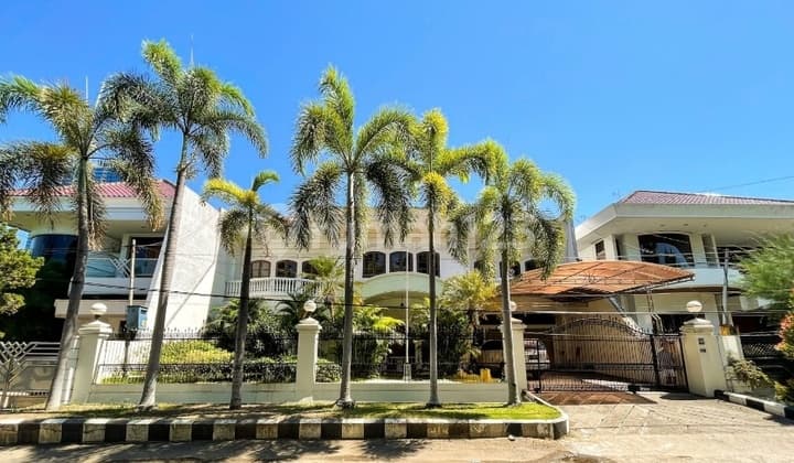 DHARMAHUSADA INDAH GRAND HOUSE, KEMBAR STREET
