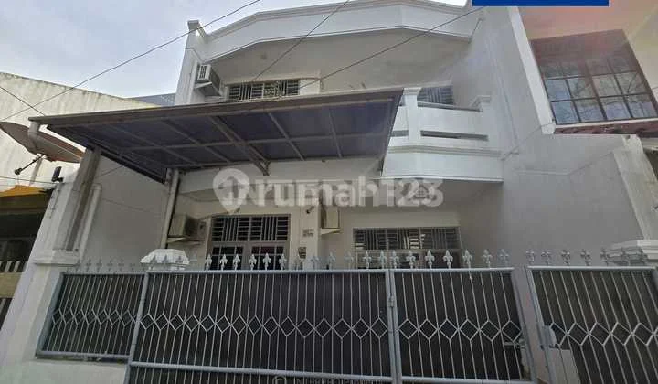 Dijual Rumah Semi Furnished Tanjung Duren Lt 90m2 Bebas Banjir