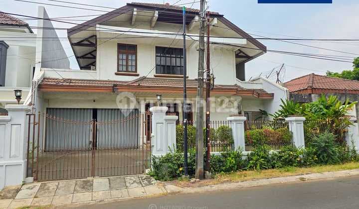 Rumah Dijual 2 Lantai Kemanggisan Area Kebon Jeruk LT 420M2