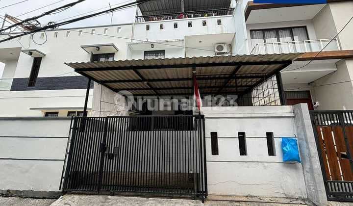 Rumah Dijual Minimalis Terawat Green Ville LT 90M2