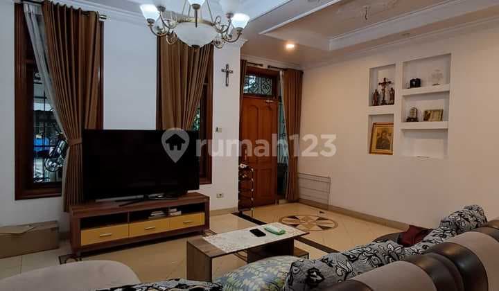 House for Rent Ready to Occupy Villa Kelapa Dua South Facing 108M2