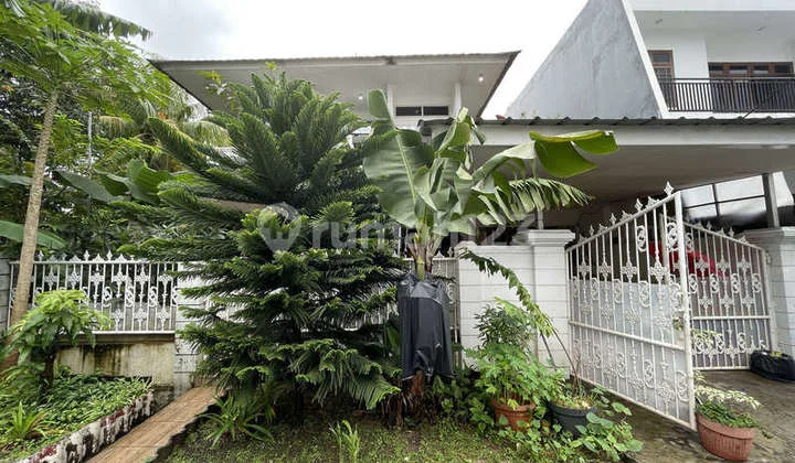 Puri Indah Hook House Excellent Lighting and Circulation 268M2