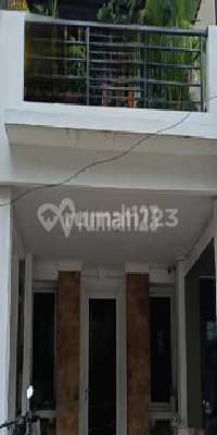 Rumah Cantik Citra Gran Cibubur Siap Huni