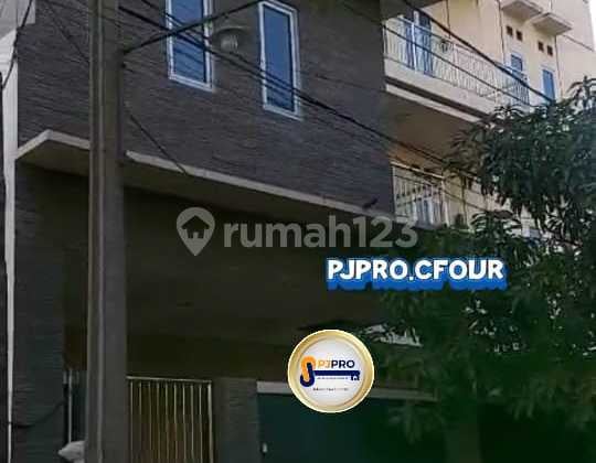 Dijual Rumah Hook +Kantor+Gudang Diharapan Indah