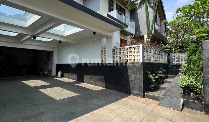Rumah Modern Tropical Dengan Private Swimmingpool, Lt. 800 Di Komplek Elite Cinere, Harga 15 M Nego!
