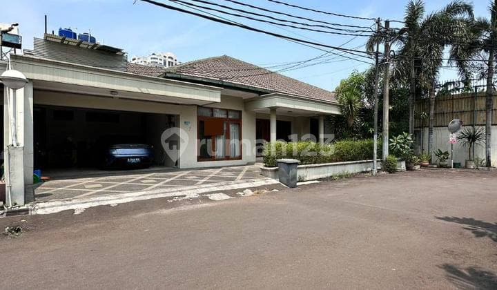 Rumah Mewah di Cipete Cilandak, Lokasi Premium