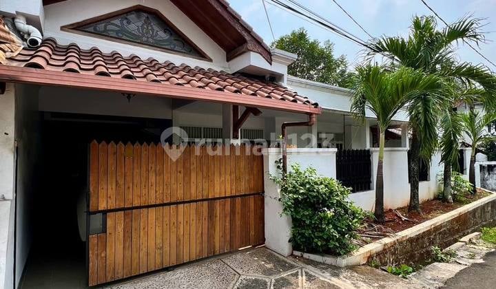 Rumah Siap Huni di Kompleks Lebak Bulus Lokasi Strategis