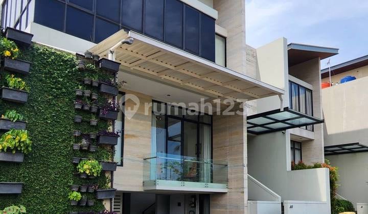 Turun Harga! Rumah Fully Furnished, Lokasi Strategis di Cilandak